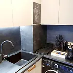 דירה Pinewood Ang Luxurious A43, Gardens בורובץ