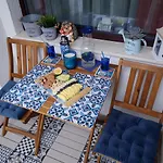 Pinewood Ang Luxurious A43, Gardens * בורובץ