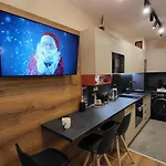 דירה Pinewood Ang Luxurious A43, Gardens