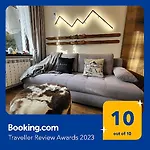 דירה Pinewood Ang Luxurious A43, Gardens