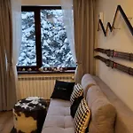 דירה Pinewood Ang Luxurious A43, Gardens בורובץ