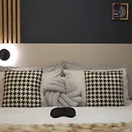 Pinewood Ang Luxurious A43, Gardens בורובץ