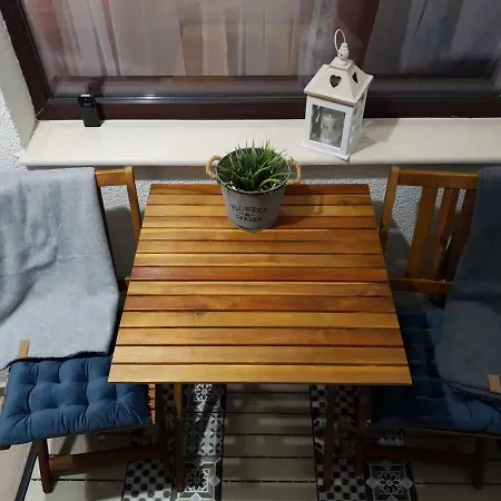 Pinewood Ang Luxurious A43, Gardens בורובץ