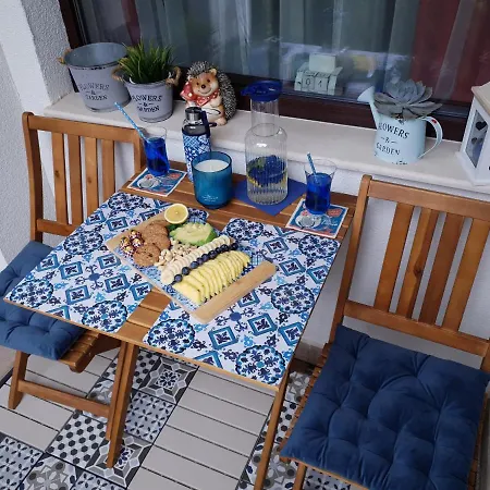 Pinewood Ang Luxurious A43, Gardens * בורובץ