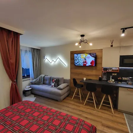 Pinewood Ang Luxurious A43, Gardens Apartamento *