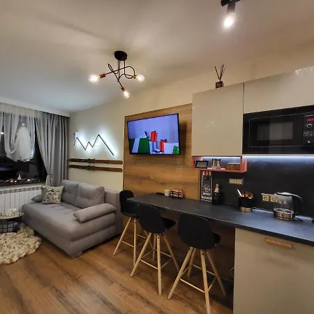 Apartment Pinewood Ang Luxurious A43, Gardens Borovets