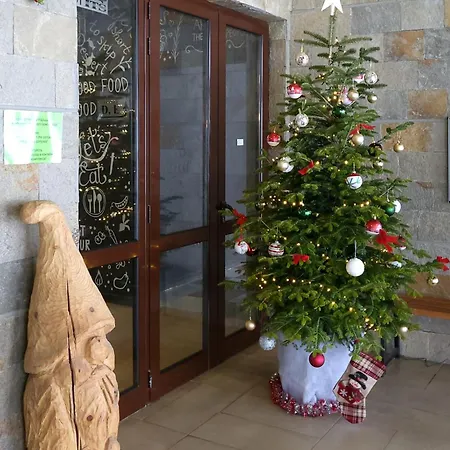 Apartment Pinewood Ang Luxurious A43, Gardens Borovets